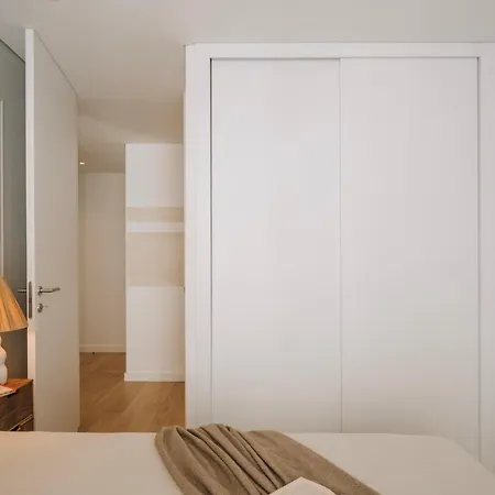 Apartman Sabaudia - 2 Bedrooms And Balcony In Alvalade Lisboa